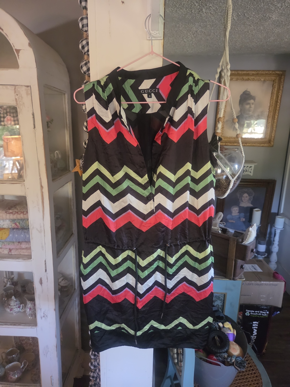 Gucci Women's Black Chevron-Stripe Sleeveless Dress - Multicolor
